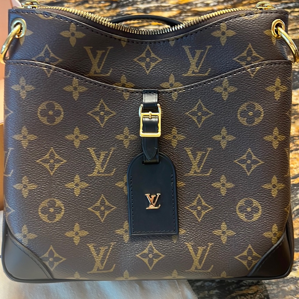 Louis Vuitton Crossbody